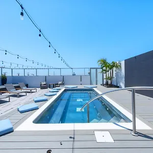 Shade Manhattan Manhattan Beach